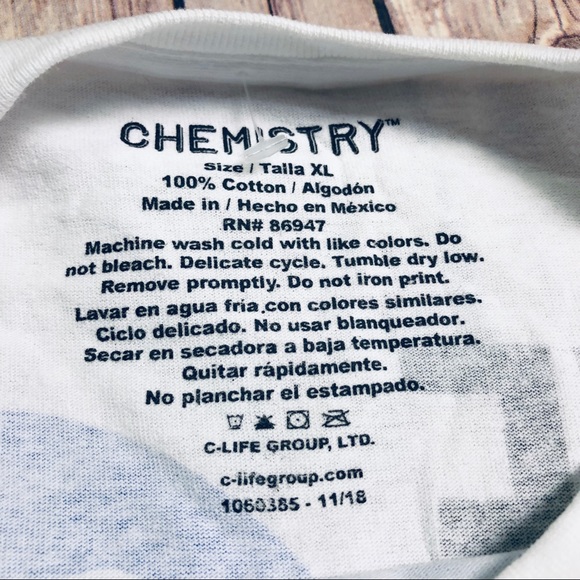 Cropped NASA T-shirt Size XL NWOT - Picture 4 of 7